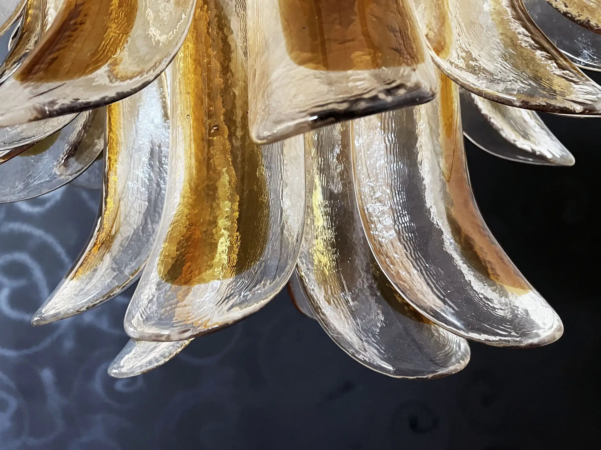 Murano Lysekrone – 41 Gule Konglebladglass – detalj 5 – Murano Classics