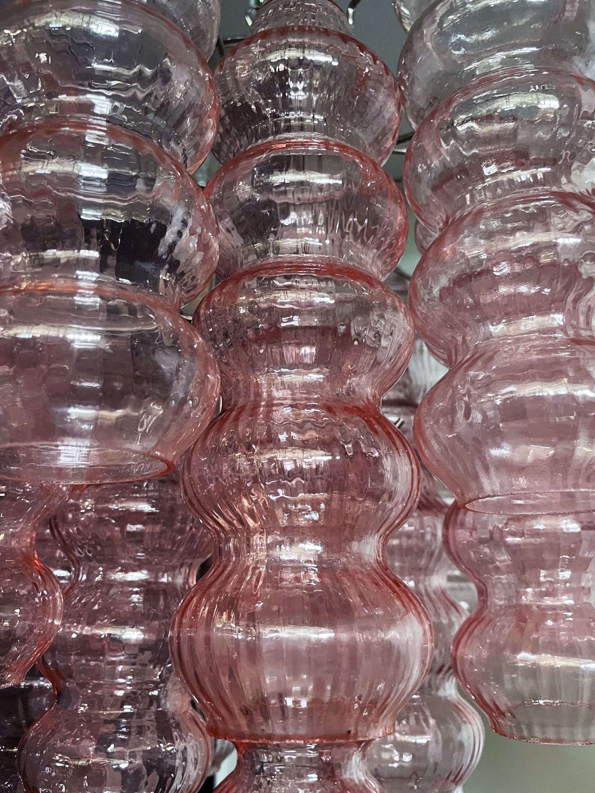 Murano Lysekrone – 26 Rosa Glassrør – detalj 5 – Murano Classics
