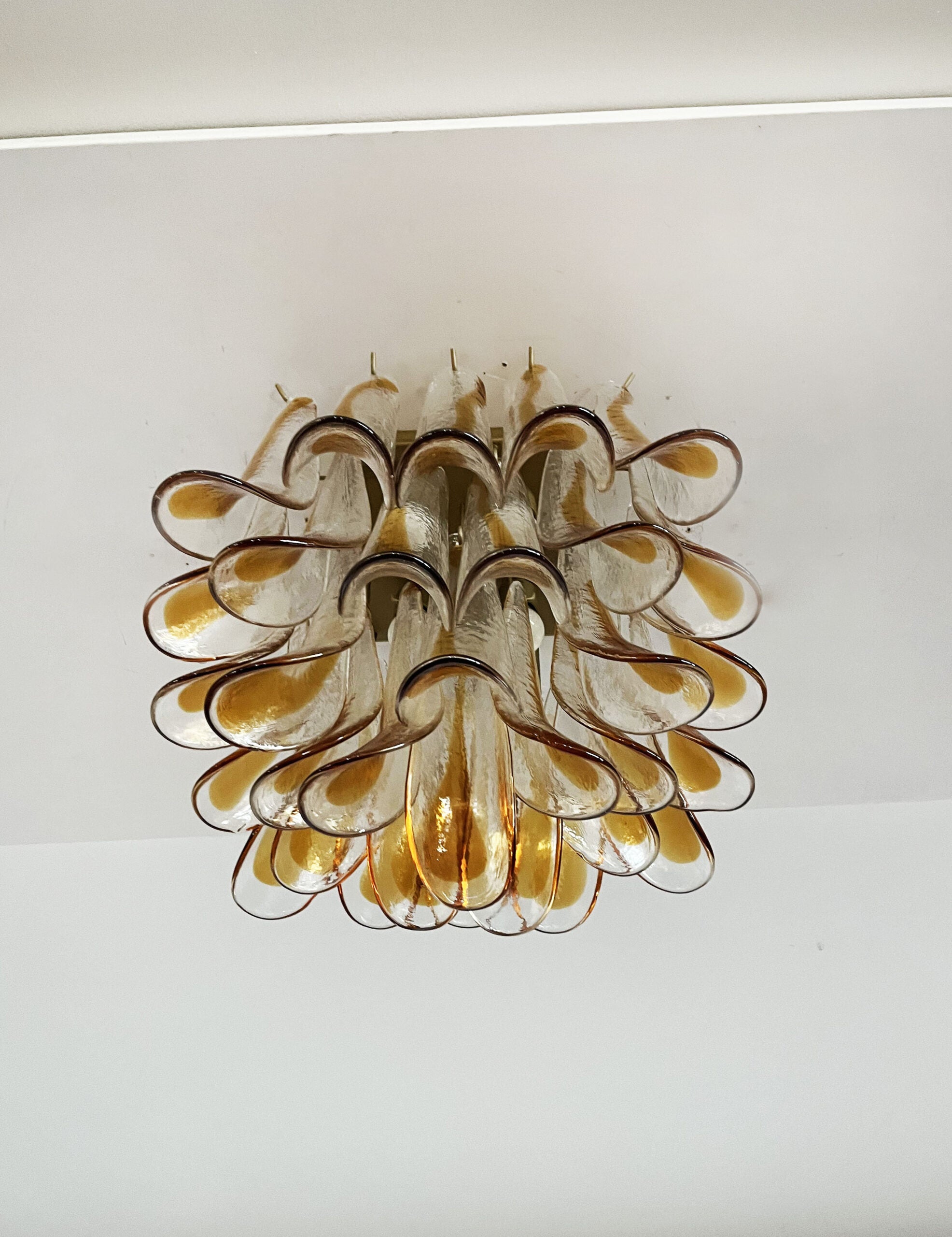 Murano Taklampe – 32 Klar, Gul Konglebladglass – detalj 3 – Murano Classics