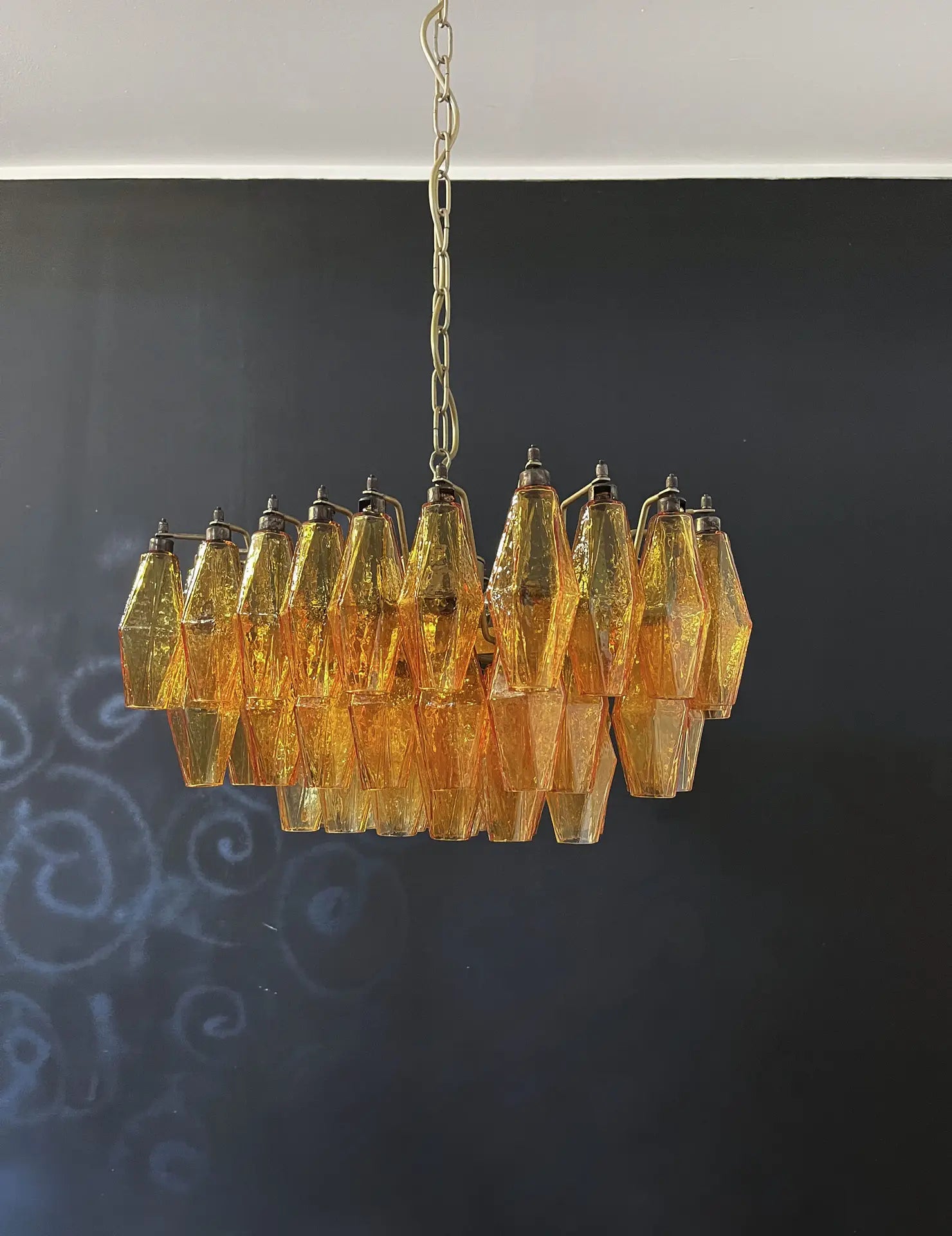 Murano Lysekrone – 56 Gule Poliedriglass – detalj 4 – Murano Classics
