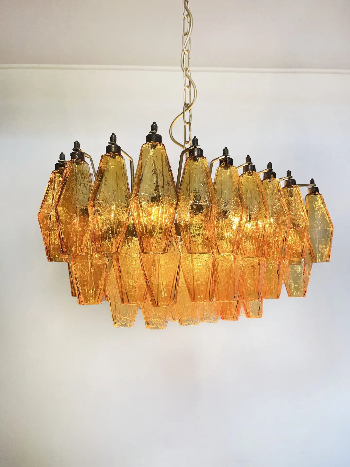 Murano Lysekrone – 56 Gule Poliedriglass – detalj 6 – Murano Classics