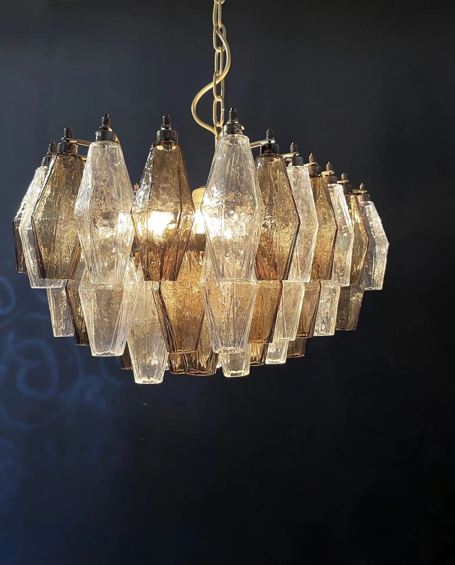 Murano Lysekrone – 56 Klare og Røykfargede Poliedriglass – detalj 4 – Murano Classics