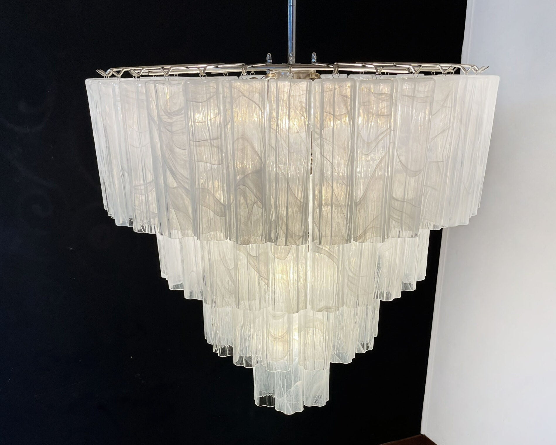 Murano Lysekrone – 78 Hvite Alabaster Glassrør – detalj 9 – Murano Classics