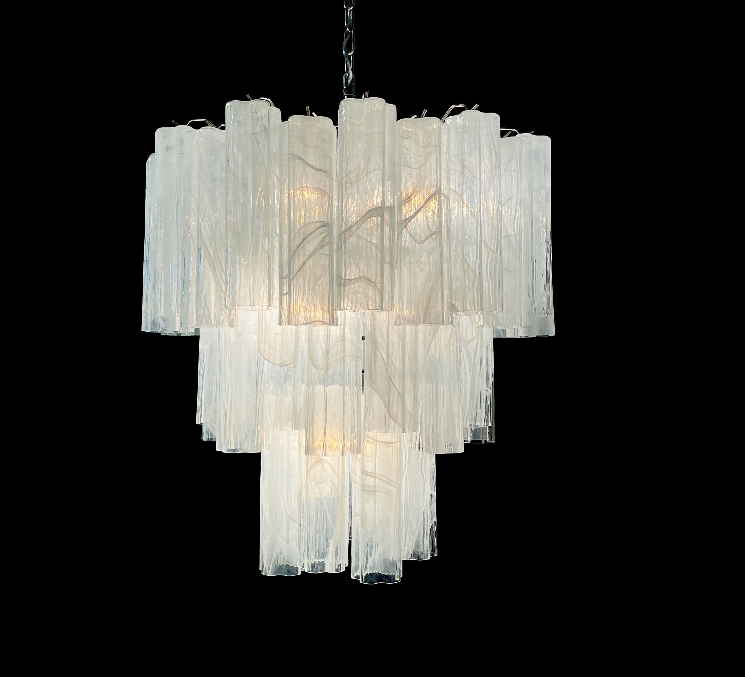 Murano Lysekrone – 48 Hvit Alabaster Glassrør – detalj 1 – Murano Classics
