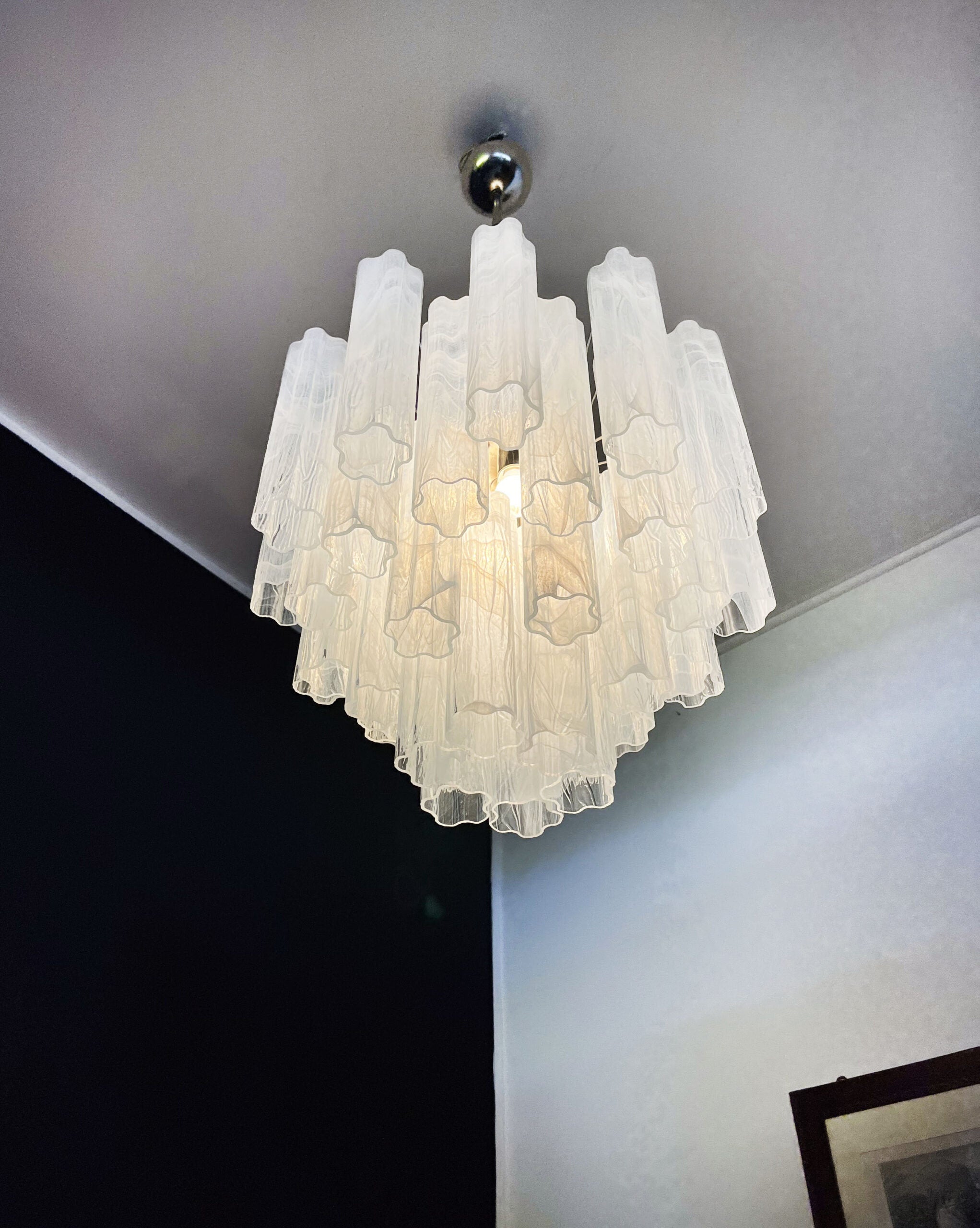 Murano Lysekrone – 36 Hvite Alabaster Glassrør – detalj 2 – Murano Classics