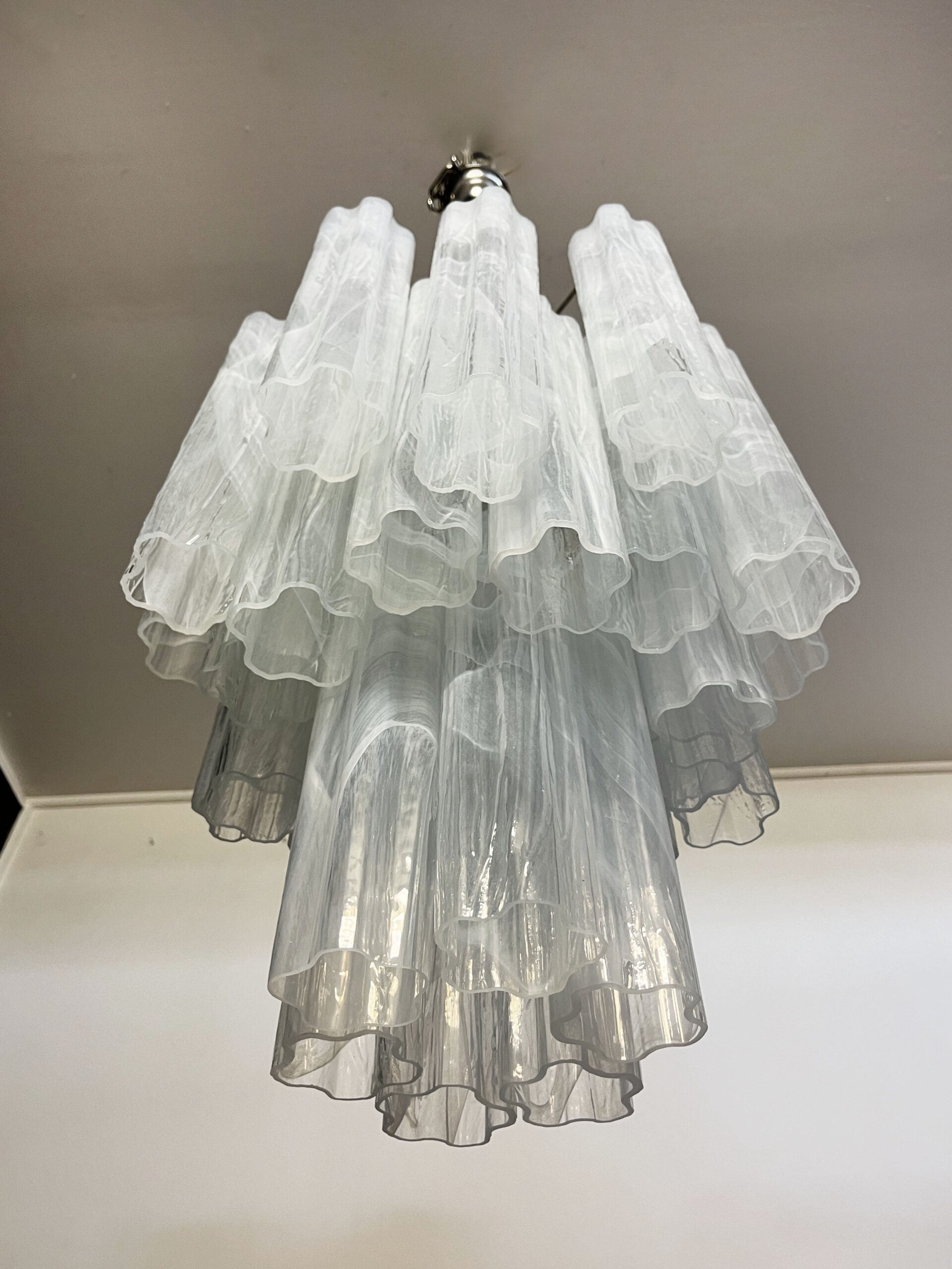 Murano Lysekrone – 30 Hvite Glassrør – detalj 4 – Murano Classics
