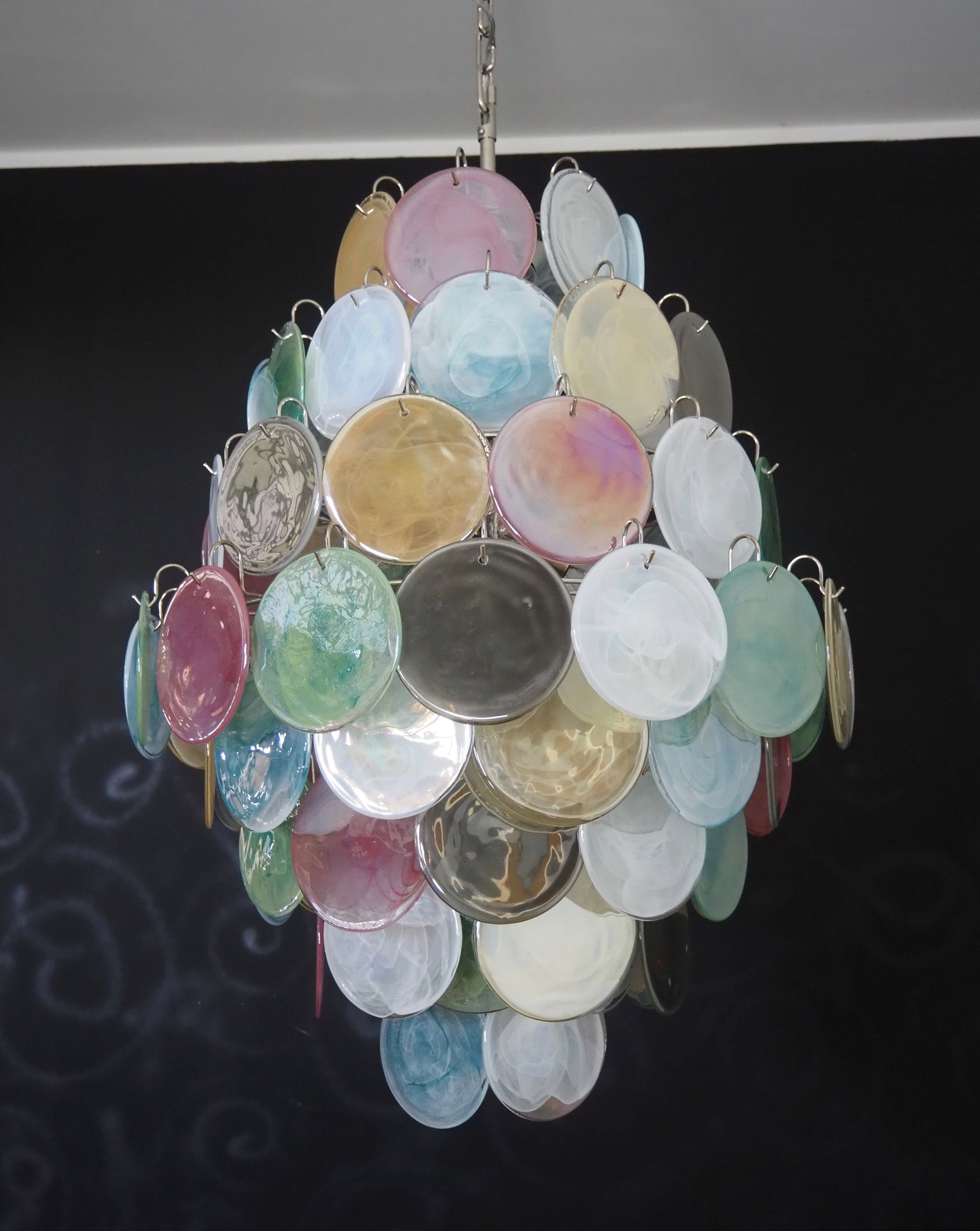 Murano Lysekrone – 87 Multifargede Glassdisker – detalj 3 – Murano Classics