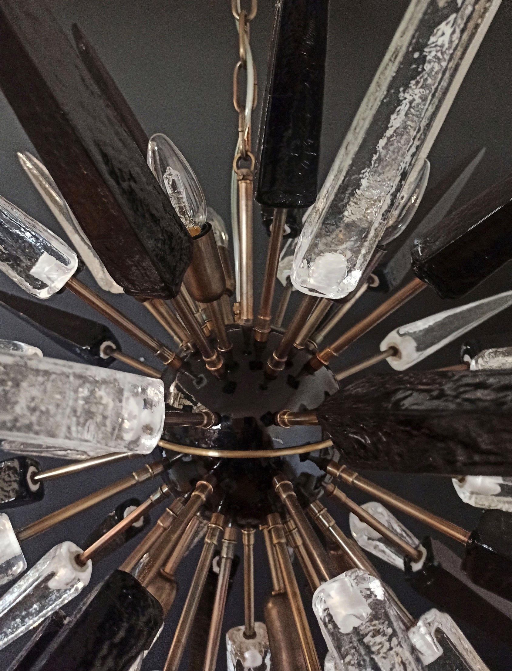Murano Lysekrone – 51 Klare Sorte Sputnik – detalj 8 – Murano Classics