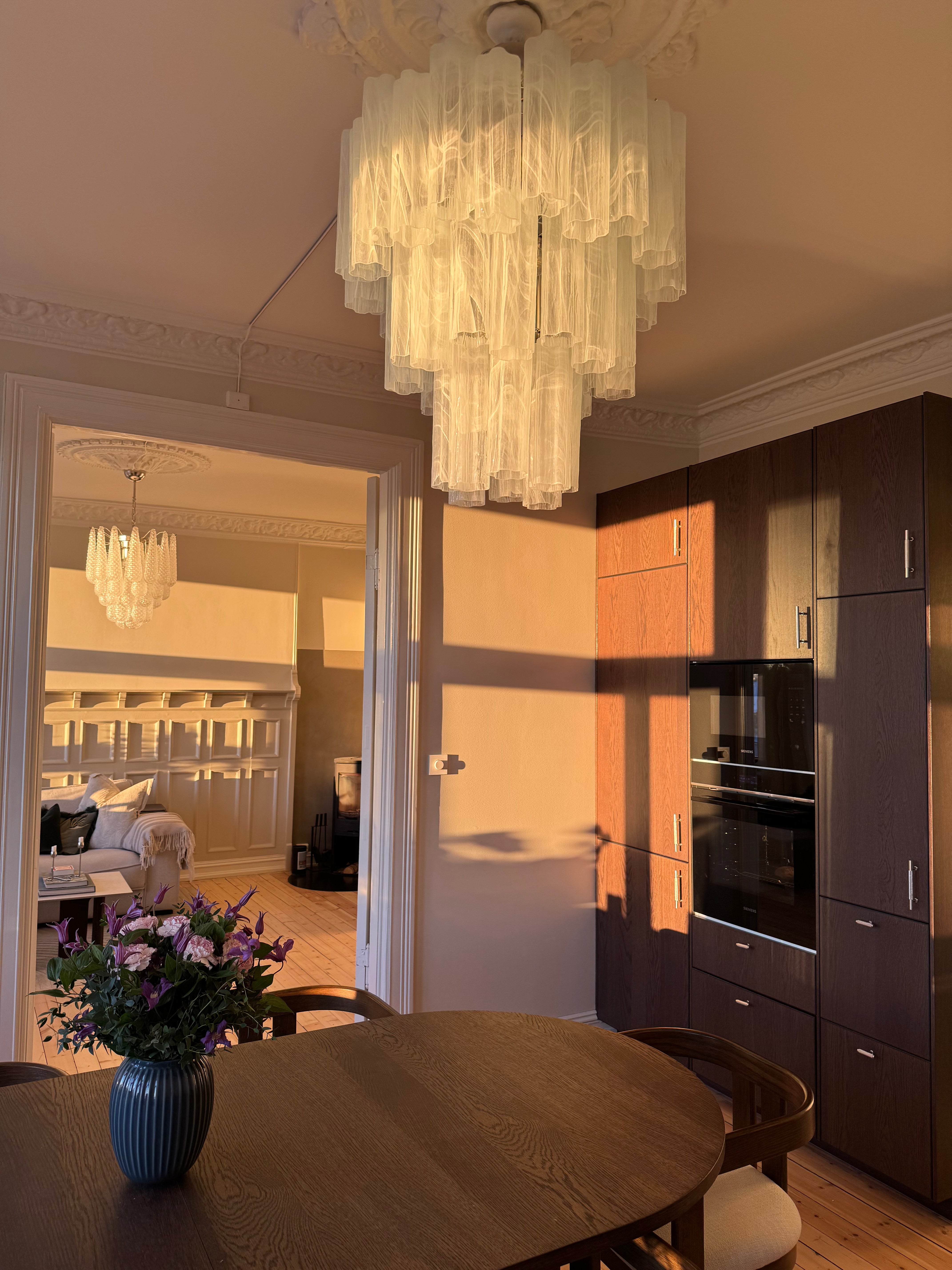 Murano Lysekrone – 48 Hvit Alabaster Glassrør – detalj 2 – Murano Classics