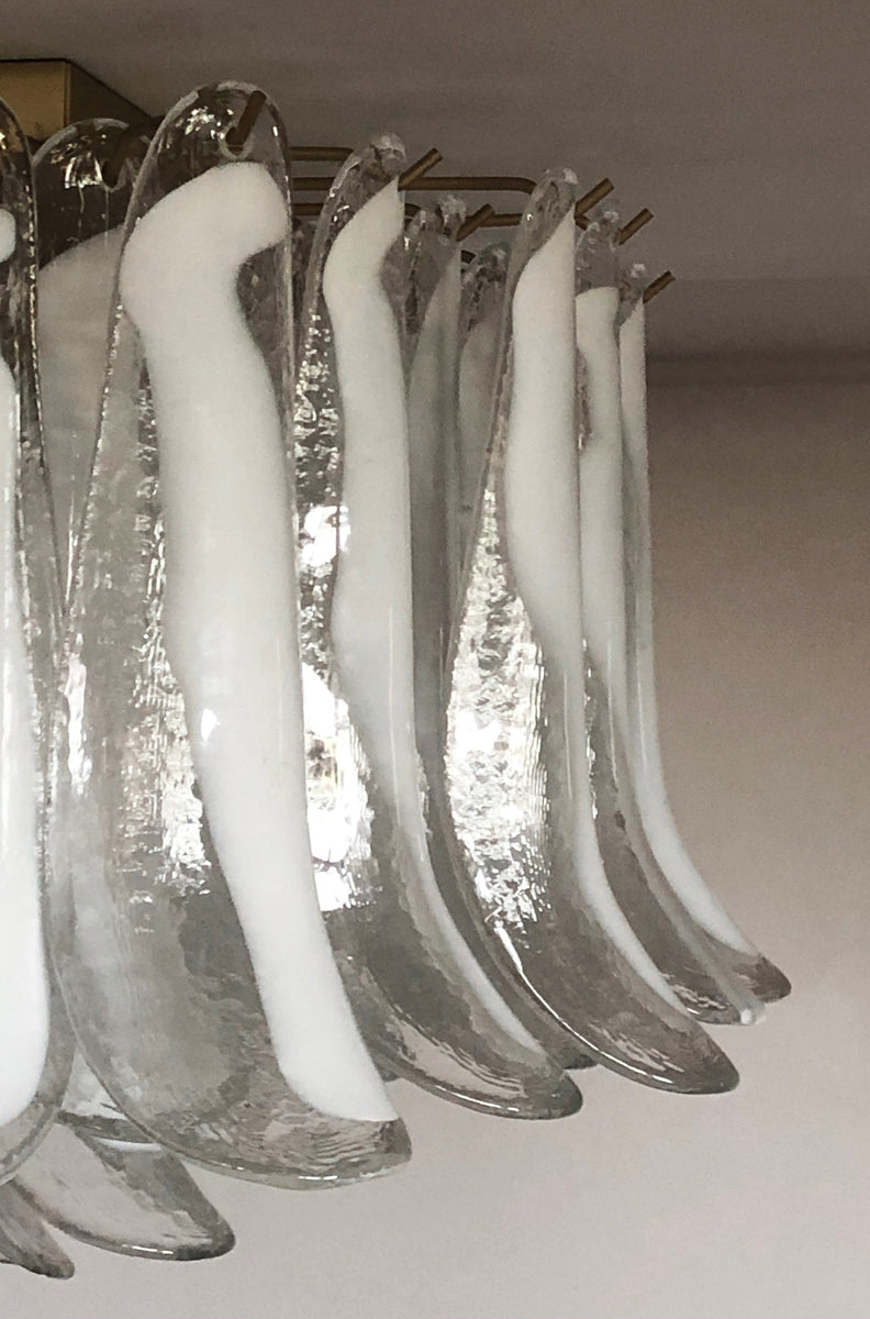 Murano Taklampe – 64 Hvite Konglebladglass – detalj 3 – Murano Classics