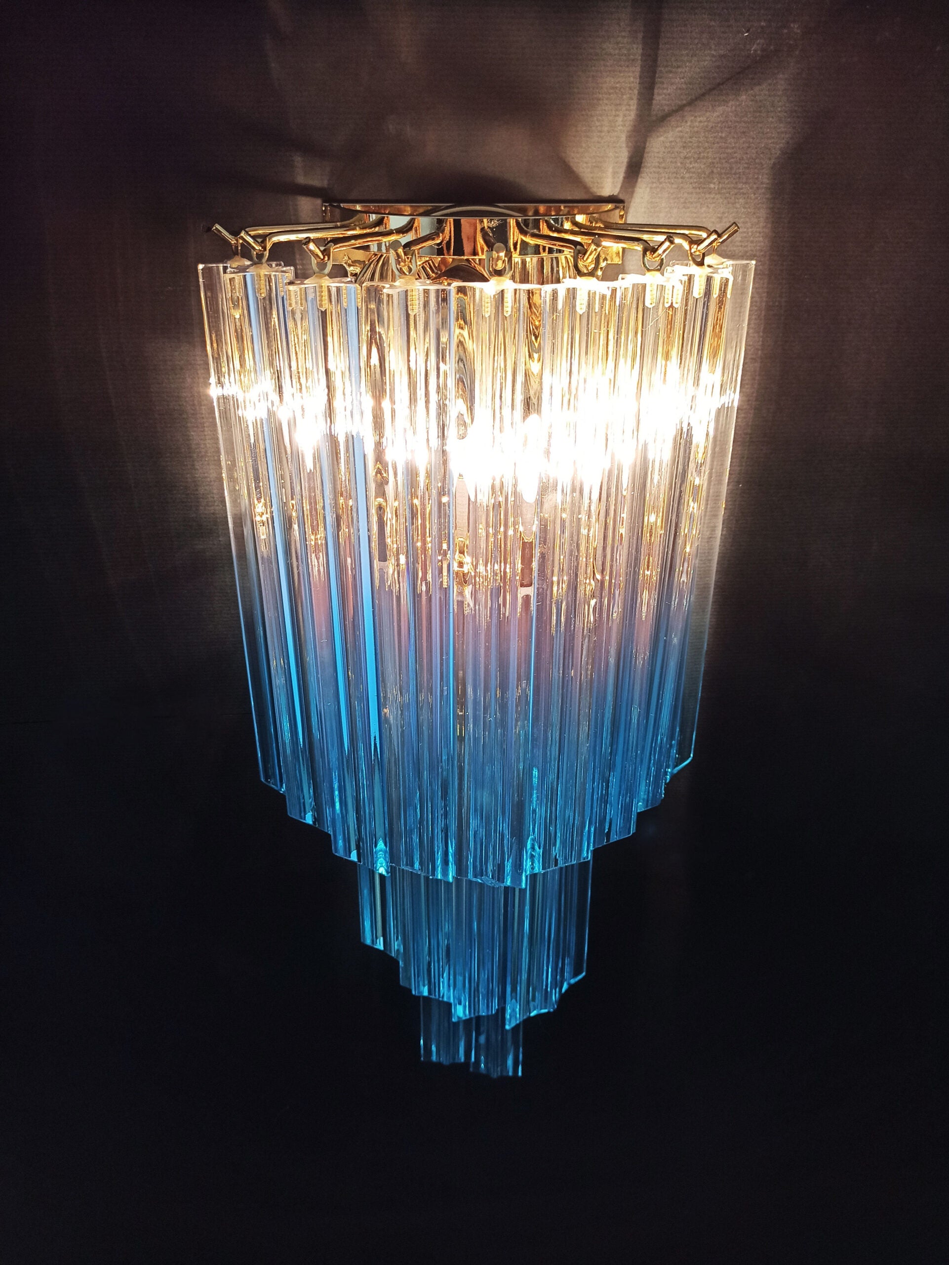 Murano Vegglampe | 32 Klare Blå Prismeglass | 2 stk