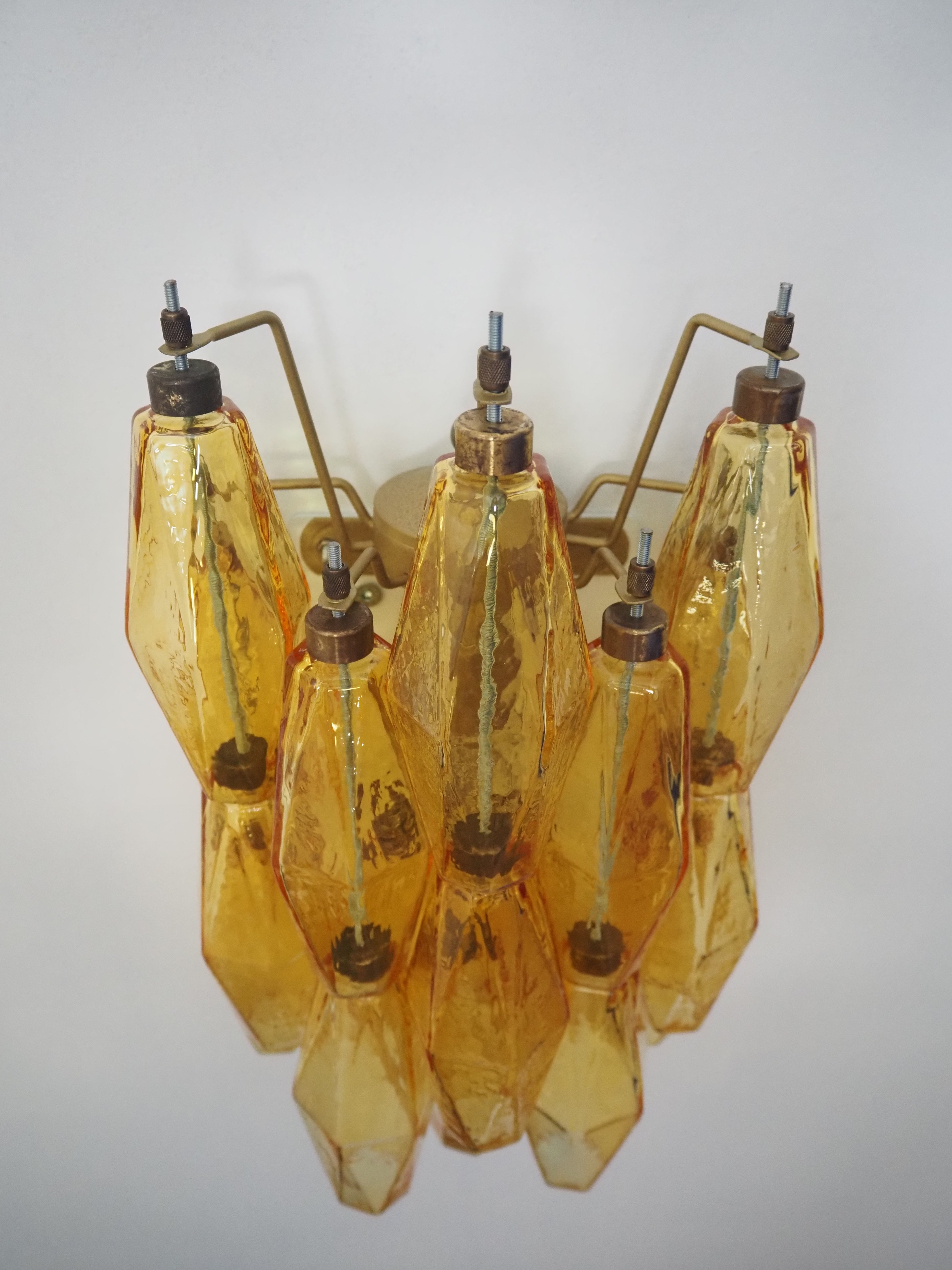 Murano Vegglampe – 17 Gule Poliedriglass – 2 stk – detalj 4 – Murano Classics