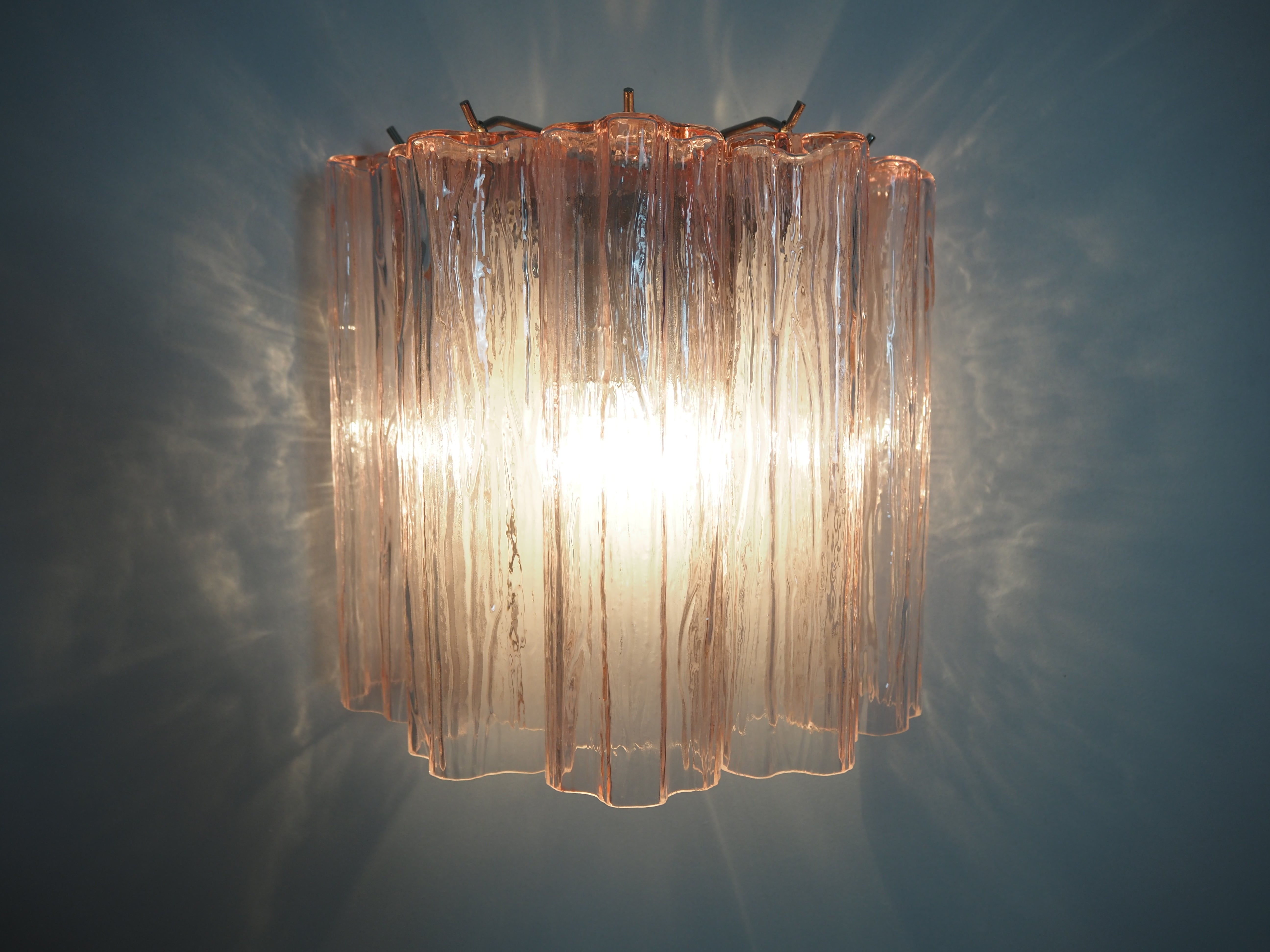 Murano Vegglampe – 5 Rosa Glassrør – 2 stk – detalj 1 – Murano Classics