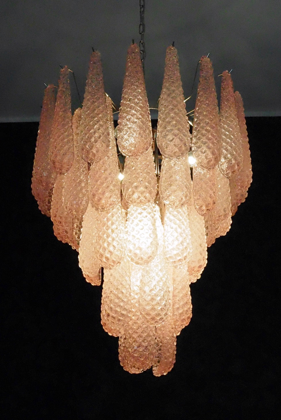 Murano Lysekrone – 52 Rosa Dråpeglass – detalj 6 – Murano Classics