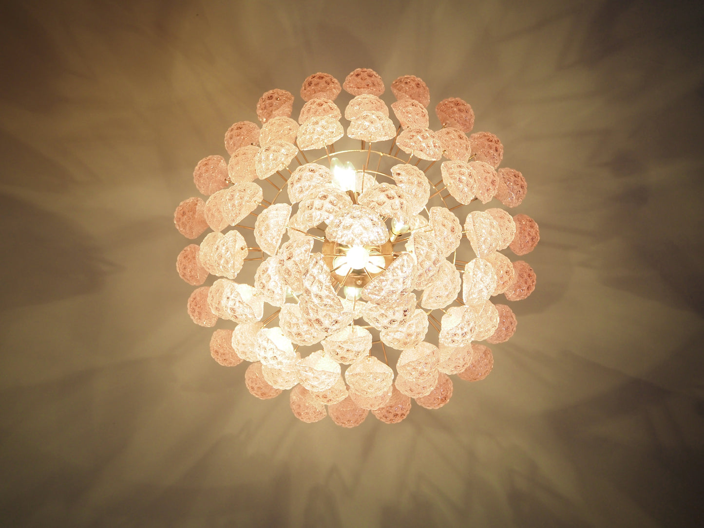 Murano Chandelier | 85 Pink Dropper