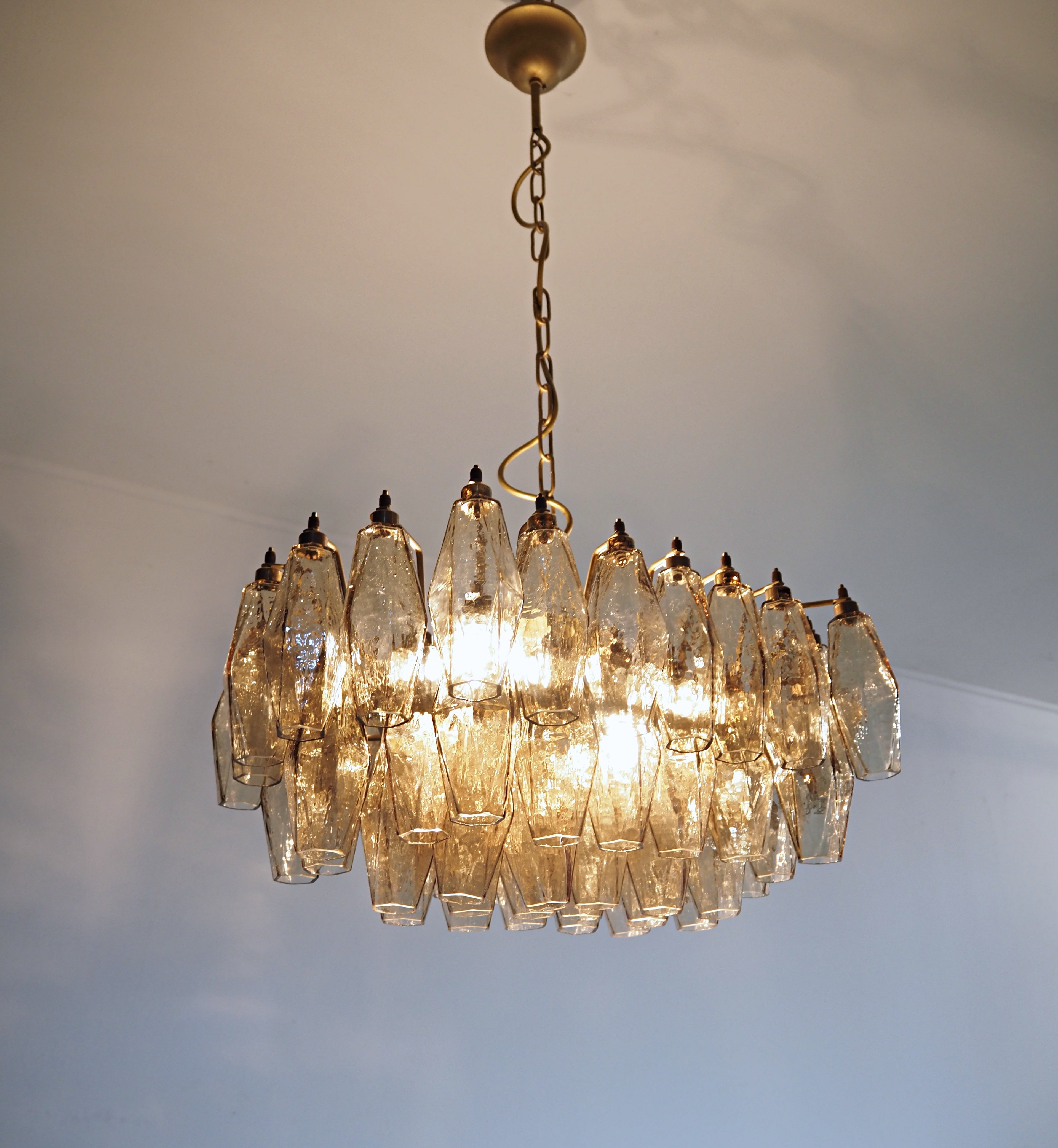 Murano Lysekrone – 56 Røykfargede Poliedriglass – detalj 10 – Murano Classics