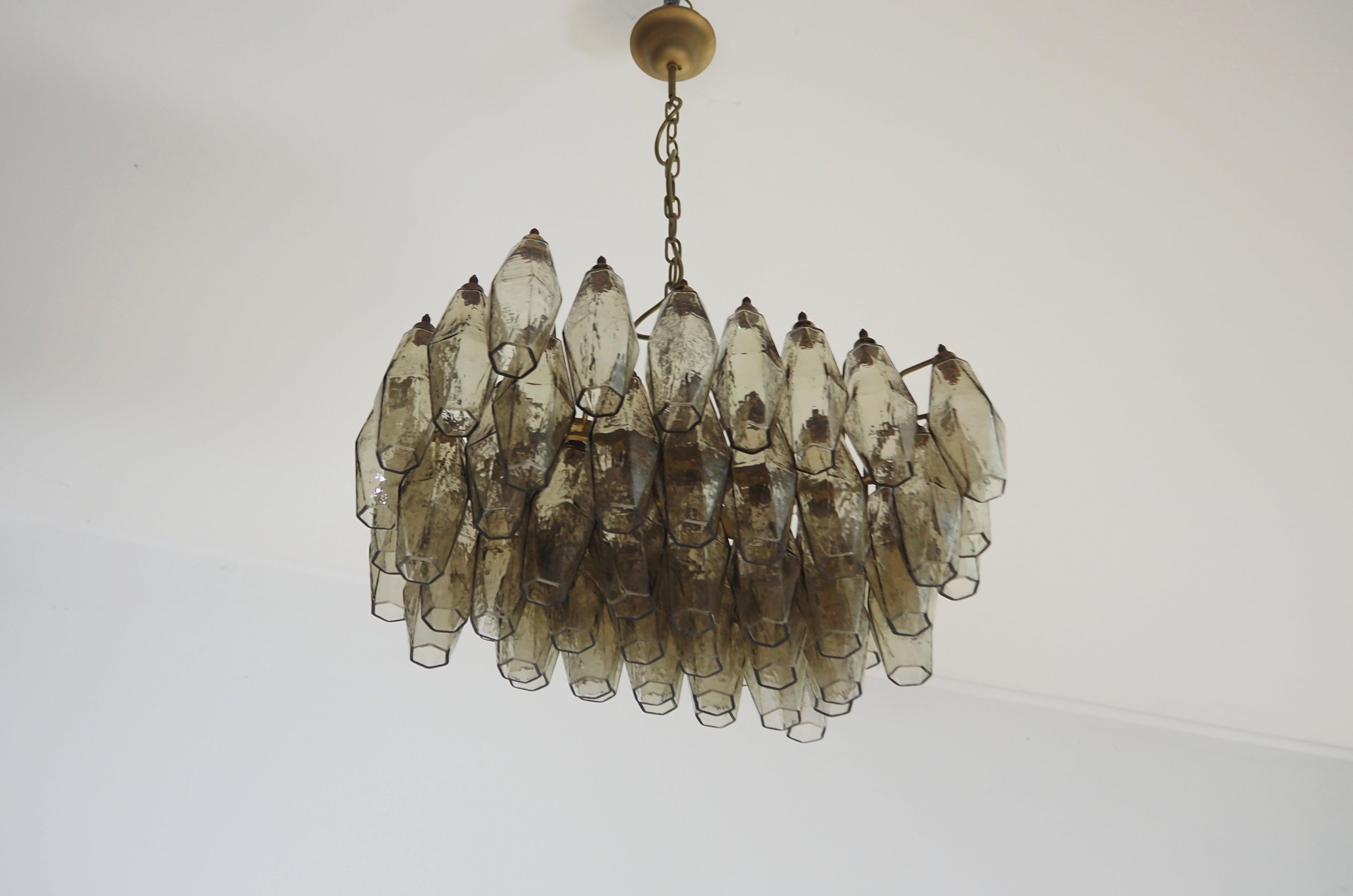 Murano Lysekrone – 56 Røykfargede Poliedriglass – detalj 7 – Murano Classics