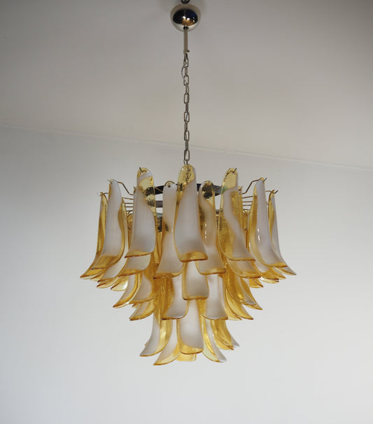 Murano Chandelier | 53 Caramel-coloured cone leaf glasses