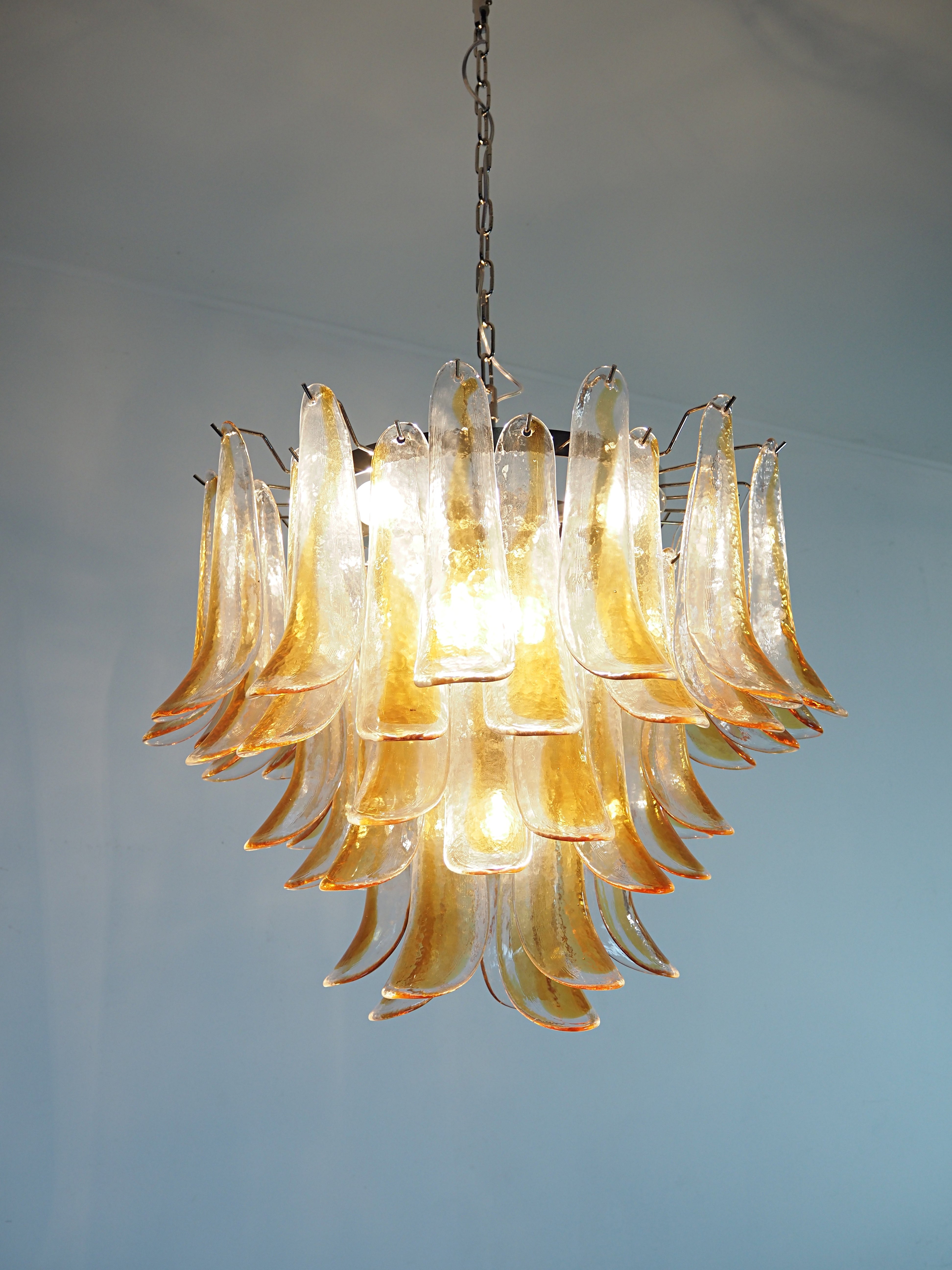 Murano Lysekrone – 53 Gule Konglebladglass – detalj 7 – Murano Classics