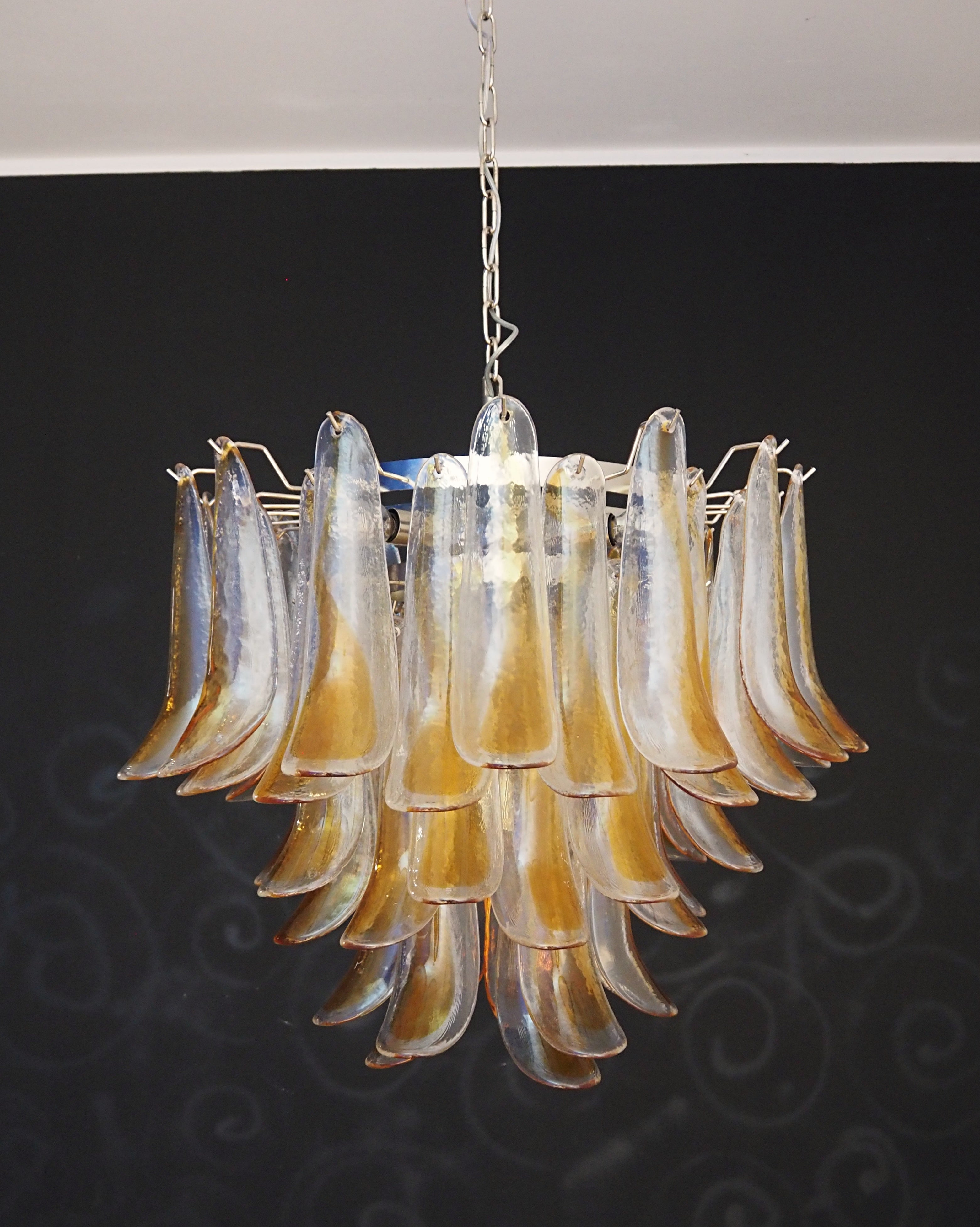 Murano Lysekrone – 53 Gule Konglebladglass – detalj 5 – Murano Classics