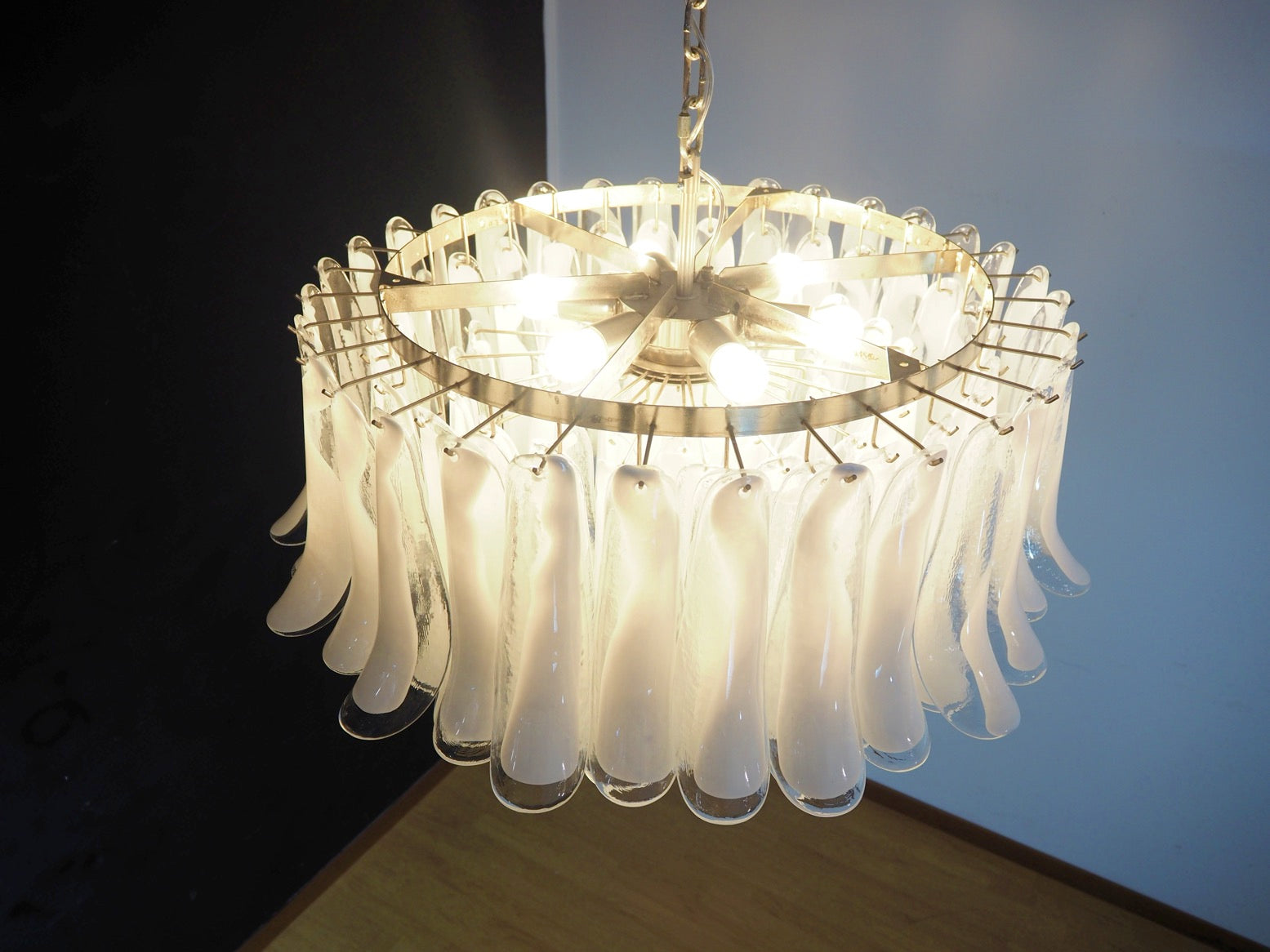 Murano Lysekrone – 101 Klare Konglebladglass – detalj 6 – Murano Classics