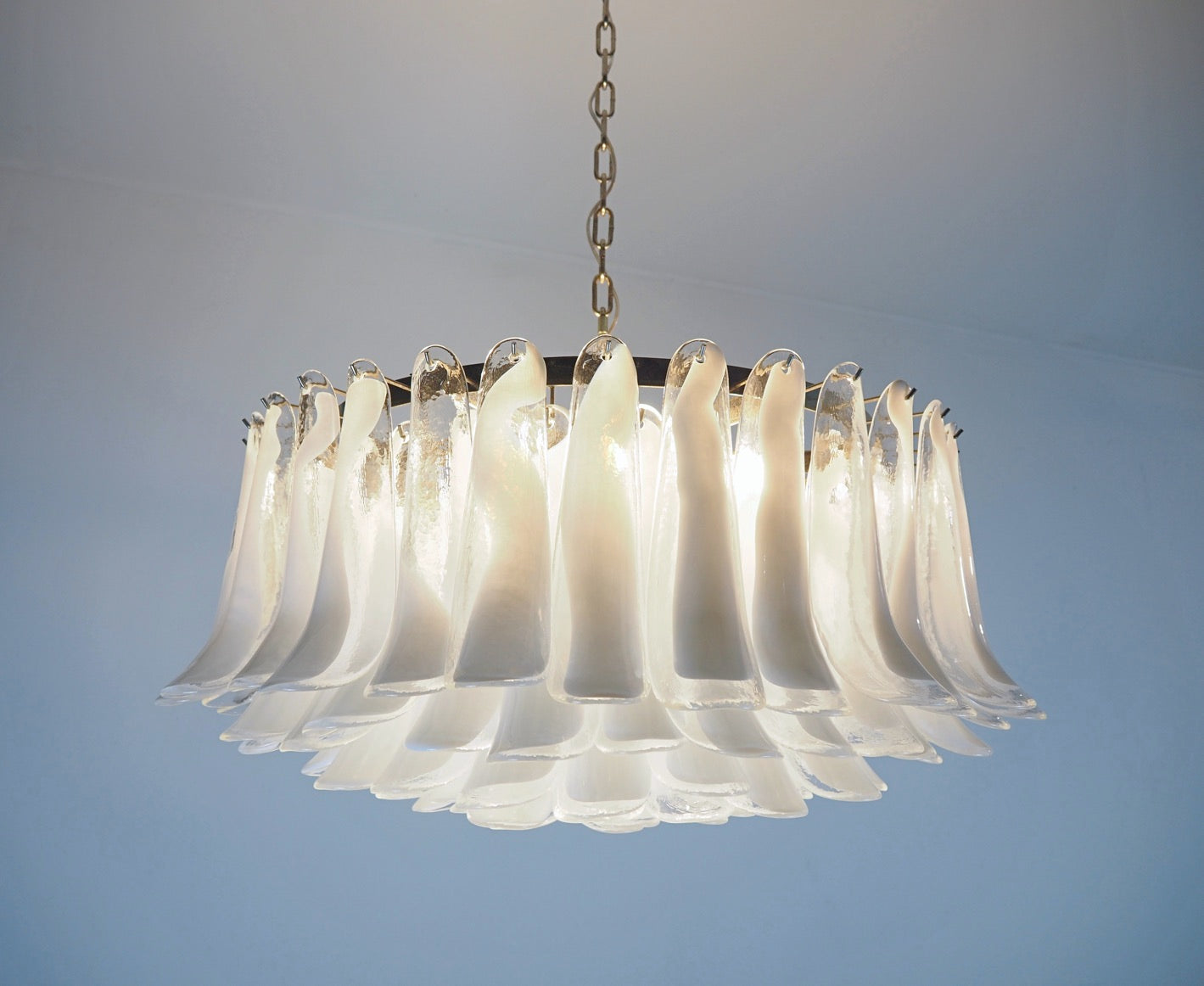 Murano Lysekrone – 101 Klare Konglebladglass – detalj 11 – Murano Classics