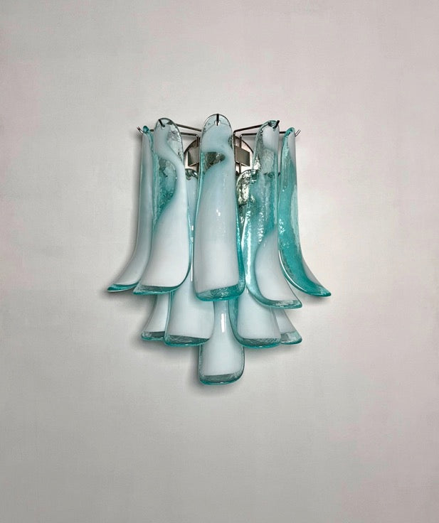 Murano Vegglampe | 10 Hvite Turkise Lattimo Konglebladglass | 1 par