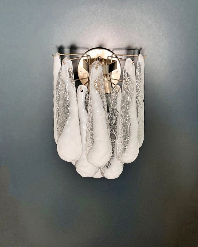 Murano Vegglampe | 10 Hvite Lattimo Dråpeglass | 1 par