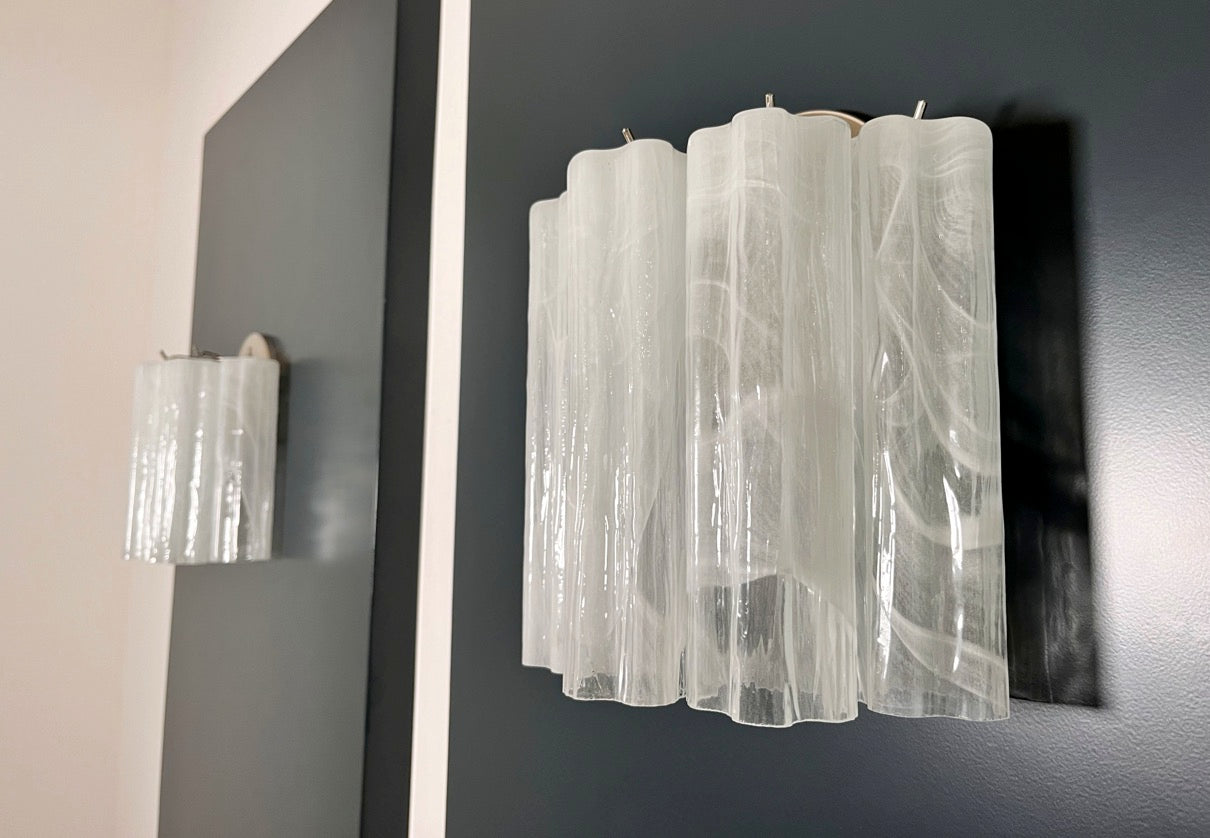 Murano Vegglampe | 5 Hvite Alabaster Rørglass | 1 par