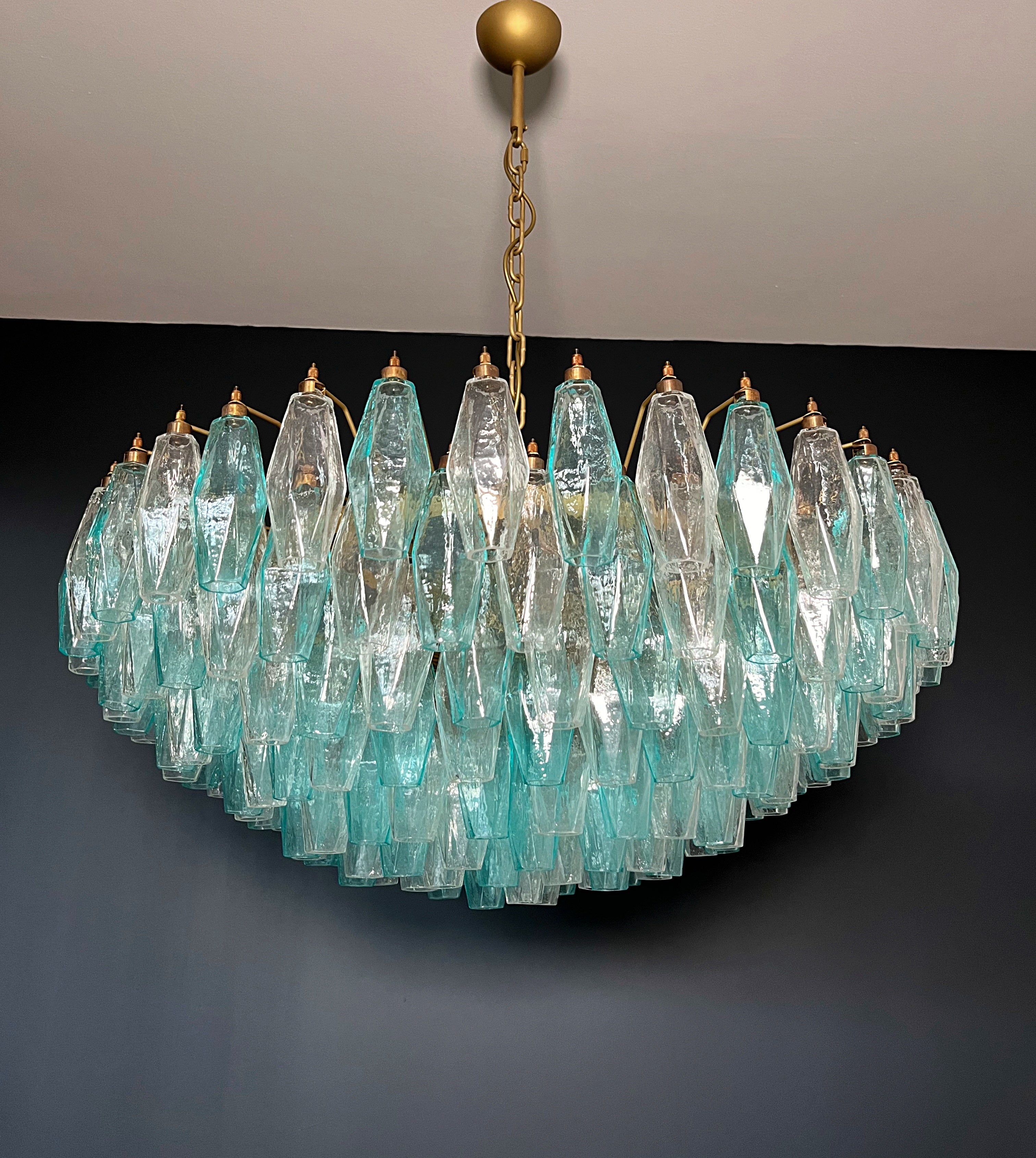 Murano Lysekrone – 185 Turkis og Klare Poliedriglass – Murano Classics