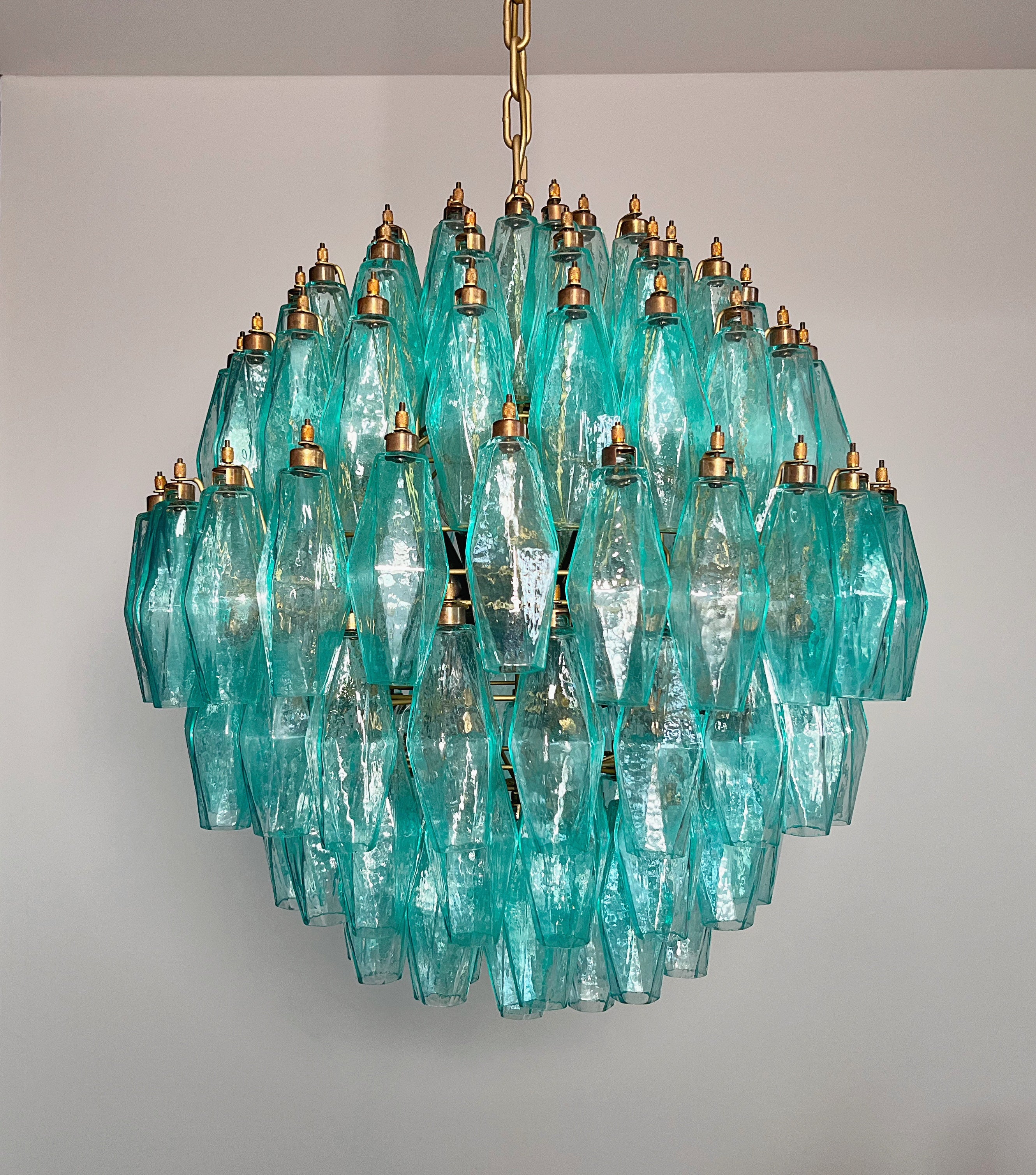 Murano Lysekrone – 140 Turkise Poliedriglass – detalj 4 – Murano Classics