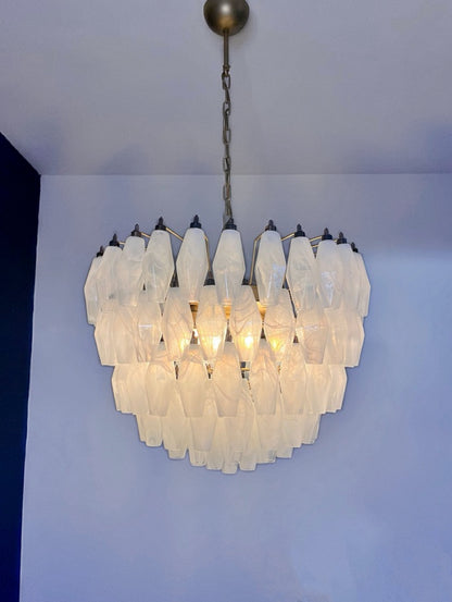 Murano Lysekrone | 111 Hvite Alabaster Gull Poliedriglass