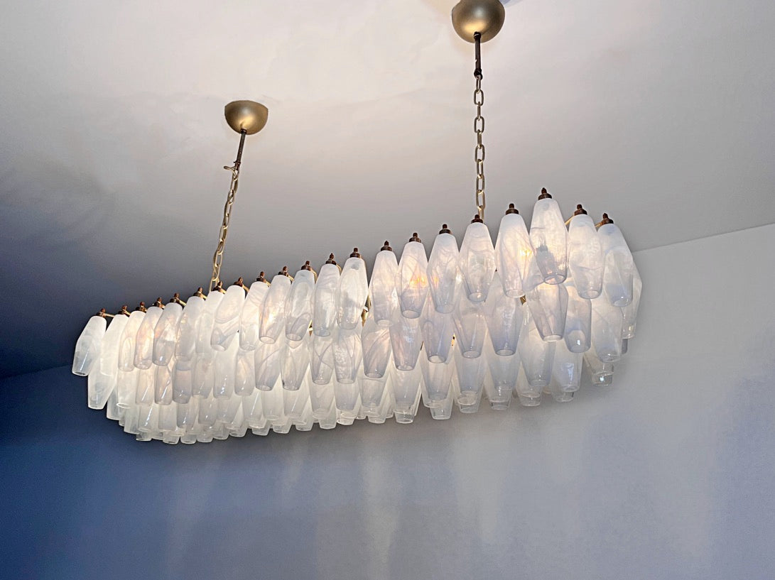 Murano Lysekrone | 138 Hvite Alabaster Gull Poliedriglass