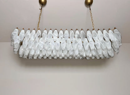 Murano Lysekrone | 138 Hvite Alabaster Gull Poliedriglass