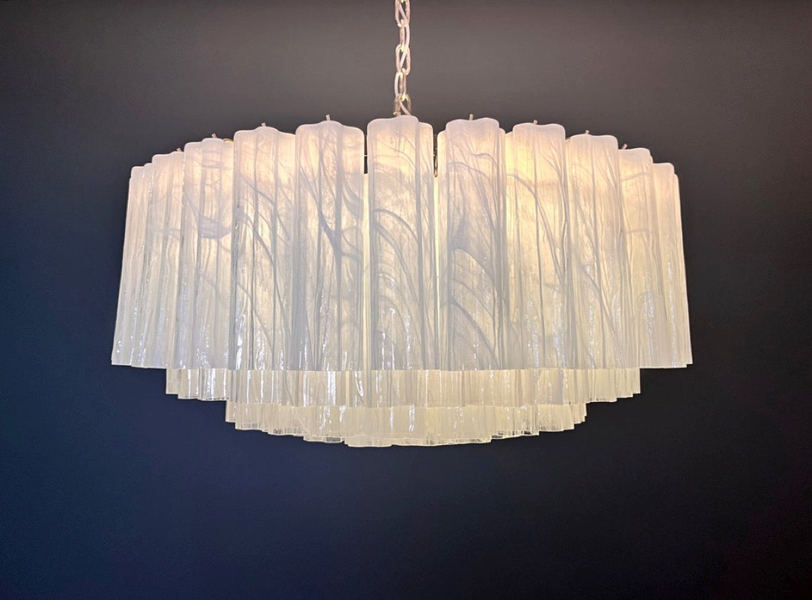 Murano Lysekrone | 101 Hvite Alabaster Rørglass