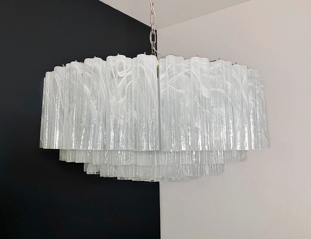 Murano Lysekrone | 101 Hvite Alabaster Rørglass