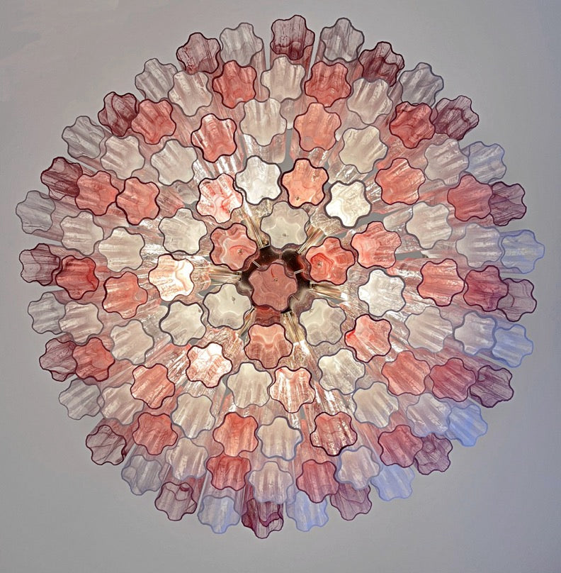 Murano Lysekrone – 101 Rosa Hvite Alabaster Glassrør – detalj 1 – Murano Classics