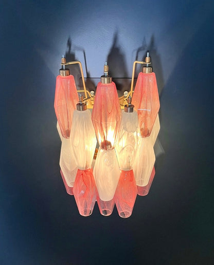 Murano Lysekrone | 17 Rosa Hvite Alabaster Gull Poliedriglass