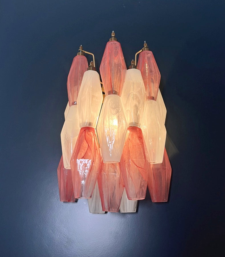 Murano Lysekrone | 17 Rosa Hvite Alabaster Gull Poliedriglass