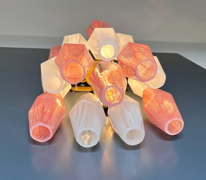 Murano Lysekrone | 17 Rosa Hvite Alabaster Gull Poliedriglass