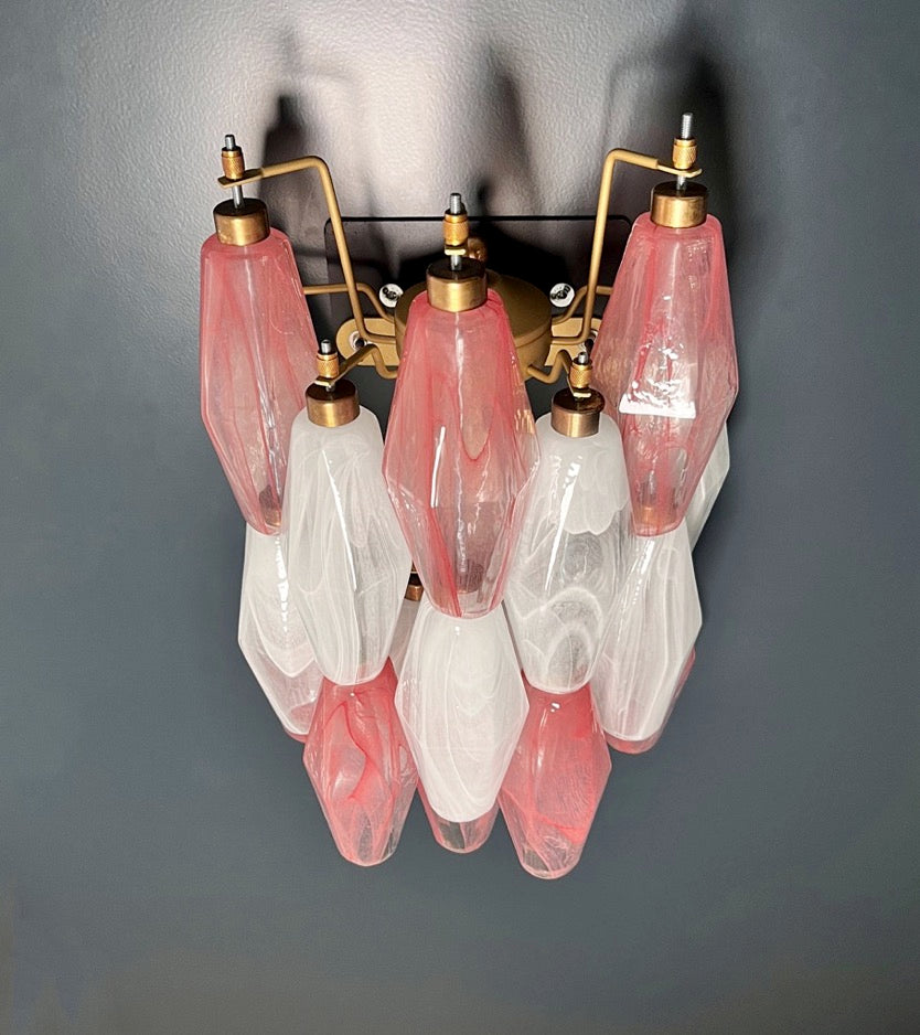 Murano Lysekrone | 17 Rosa Hvite Alabaster Gull Poliedriglass