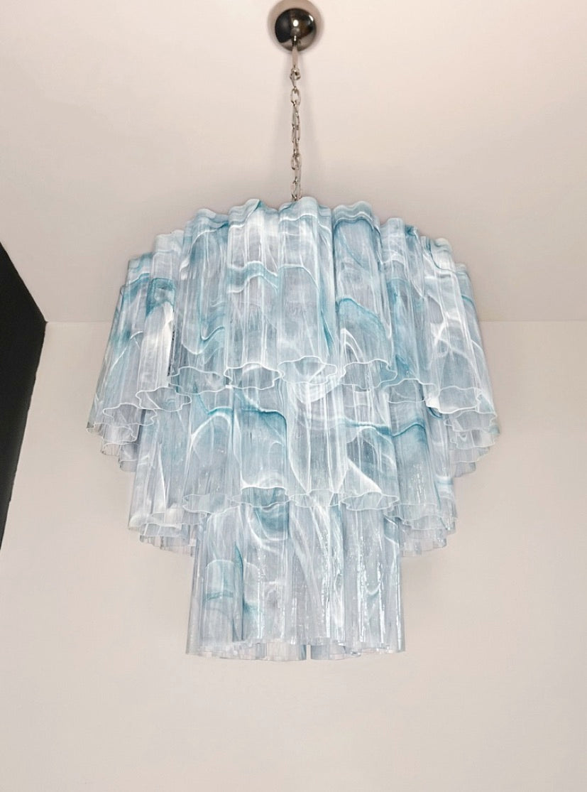 Murano Lysekrone – 52 Blå Alabaster Glassrør – Murano Classics