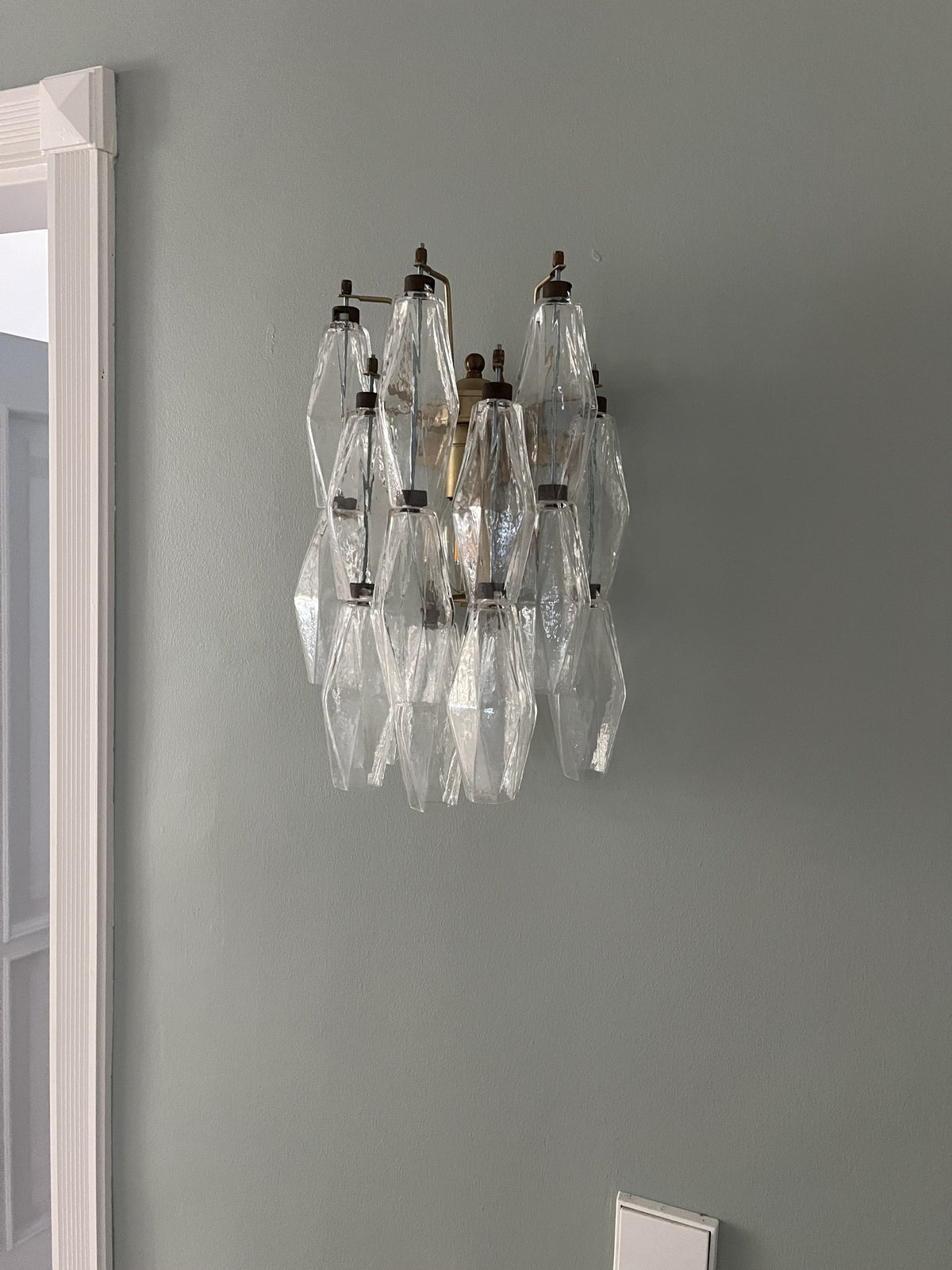 Murano Vegglampe – 16 Klare Poliedriglass – miljøbilde 1 – Murano Classics