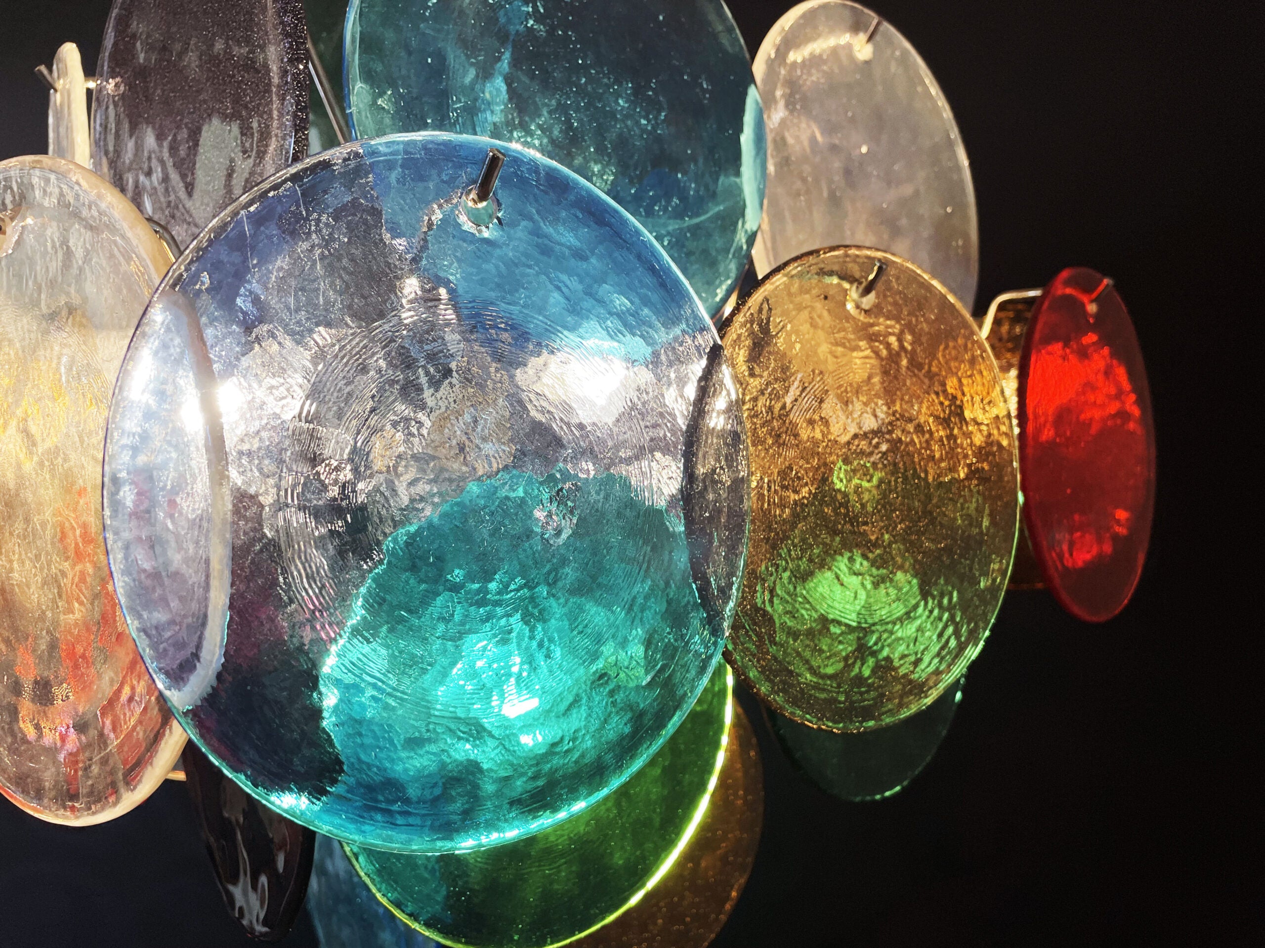 Murano Lysekrone – 36 Multifargede Glassdisker – detalj 6 – Murano Classics