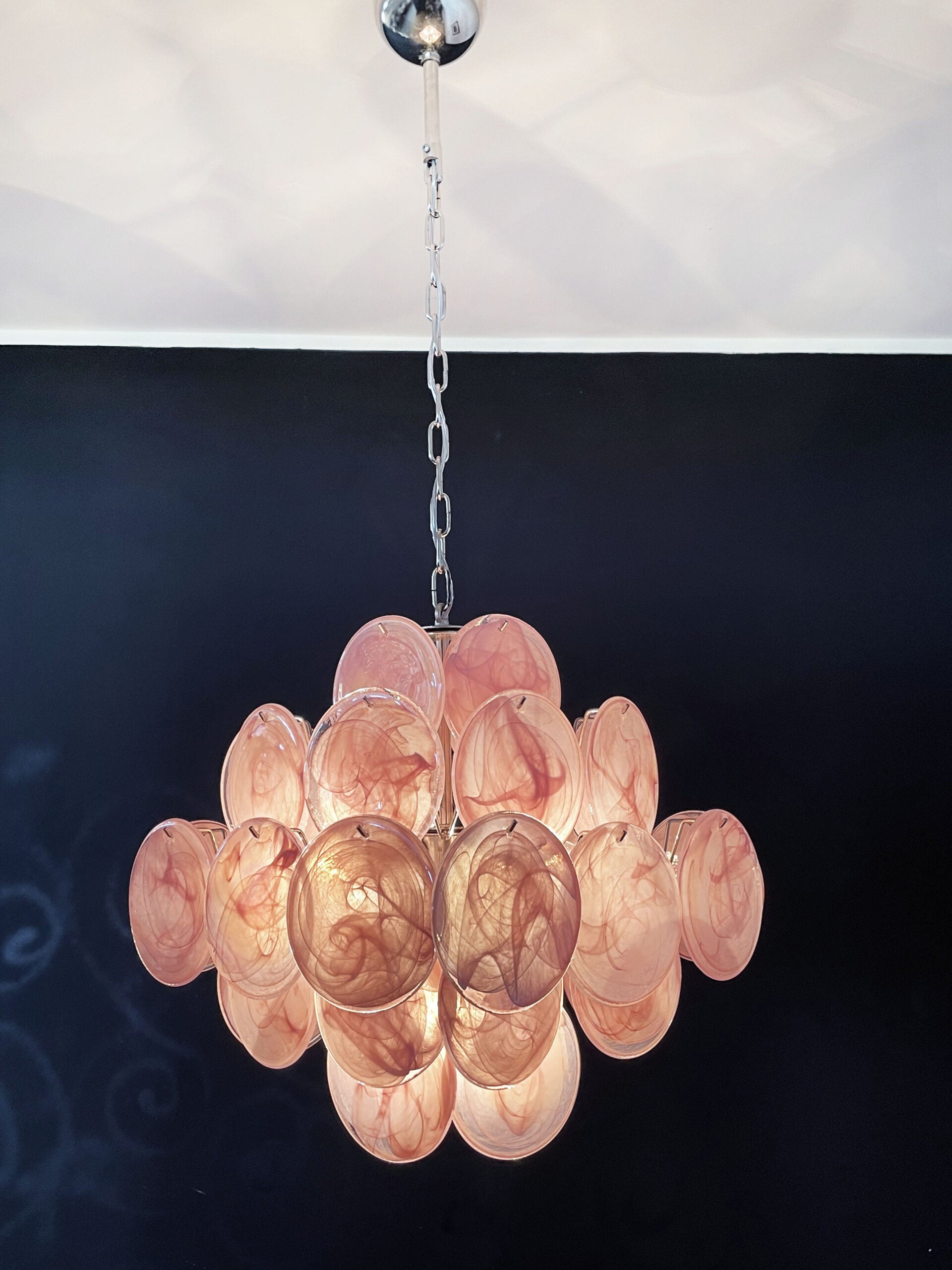 Murano Lysekrone – 36 Rosa Glassdisker – detalj 3 – Murano Classics