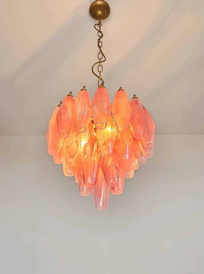 Murano Lysekrone – 32 Rosa Alabaster Poliedriglass – detalj 2 – Murano Classics
