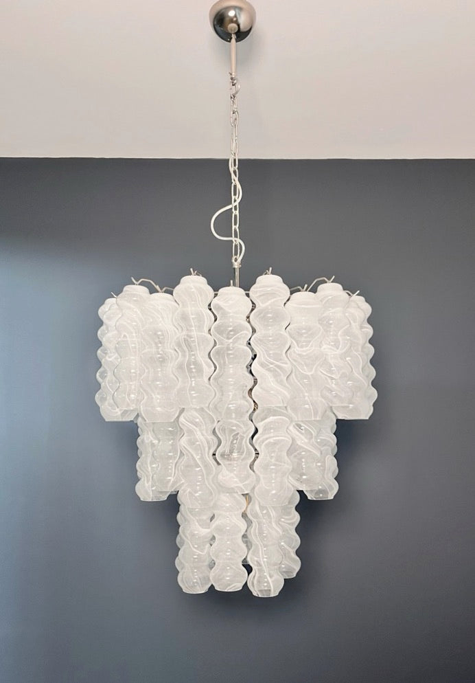 Murano Lysekrone | 48 Hvite Alabaster Rørglass