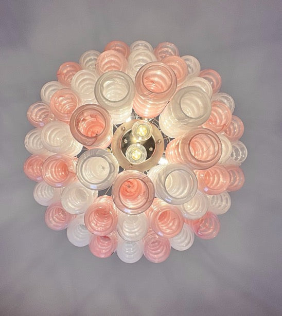 Murano Lysekrone – 48 Rosa Hvite Alabaster Glassrør – detalj 1 – Murano Classics