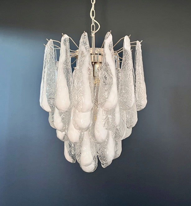 Murano Lysekrone | 41 Lattimo Dråpeglass