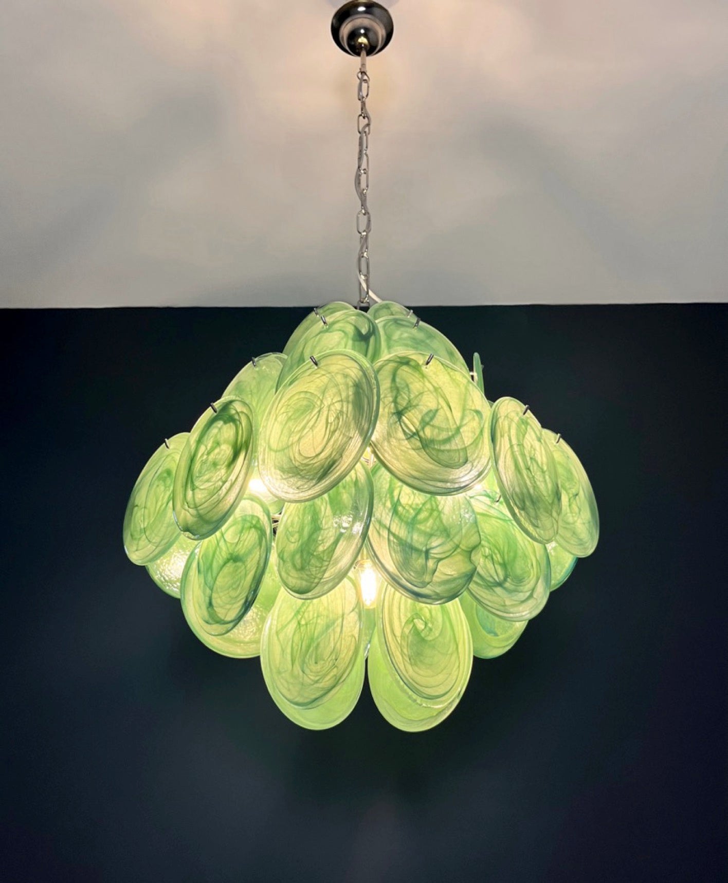 Murano Lysekrone | 36 Grønne Alabaster Iris Diskglass